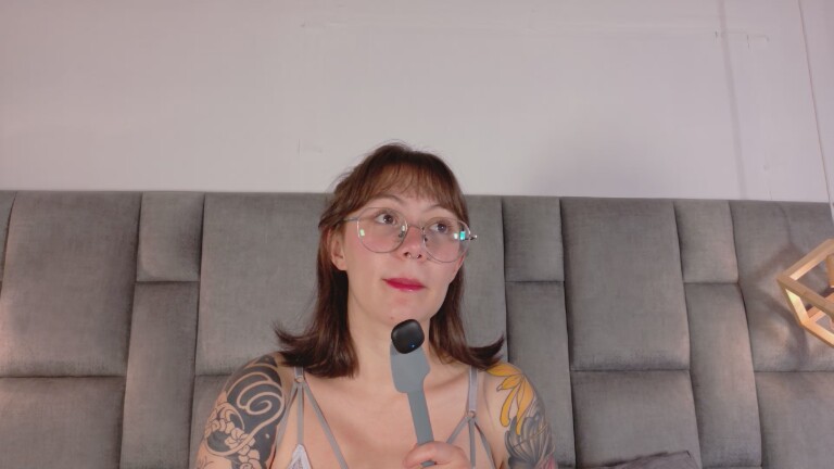 Isabella_Stewart's Streamate show and profile