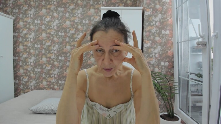 CharmChoice's Streamate show and profile