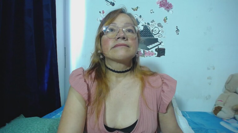 AnthonellaMature's Streamate show and profile