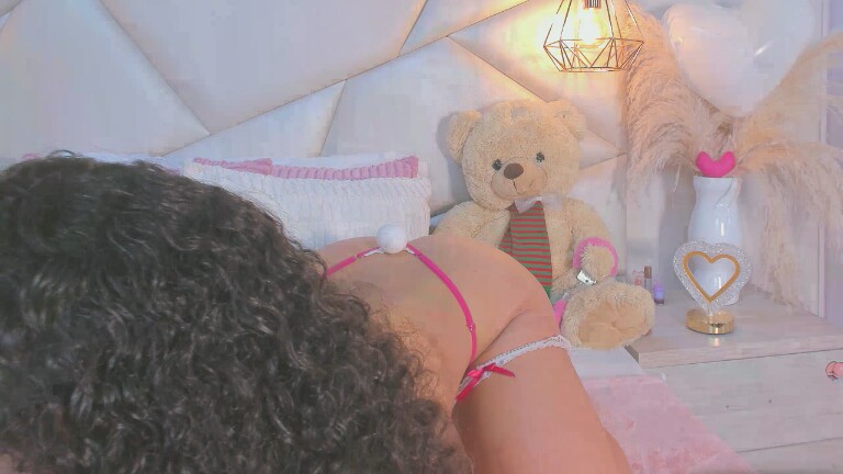 EmyCarter's Streamate show and profile