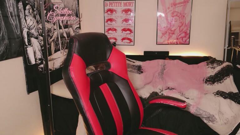 SkittenCymphora's Streamate show and profile