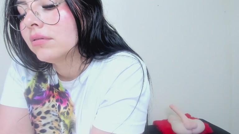 LaurieJonson's Streamate show and profile