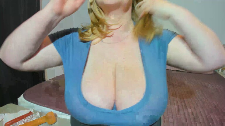 erikka4u's Streamate show and profile