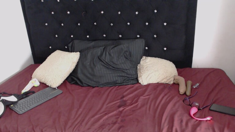 msemma18's Streamate show and profile