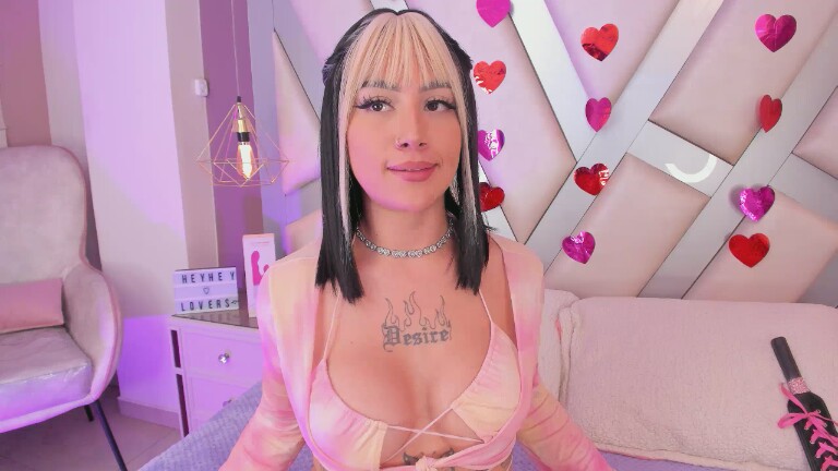 MadissonRey's Streamate show and profile