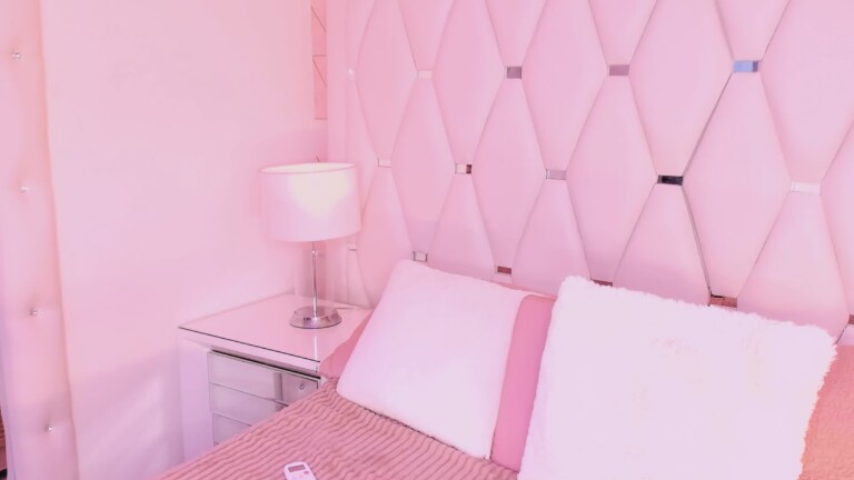 AmiraJordan's Streamate show and profile