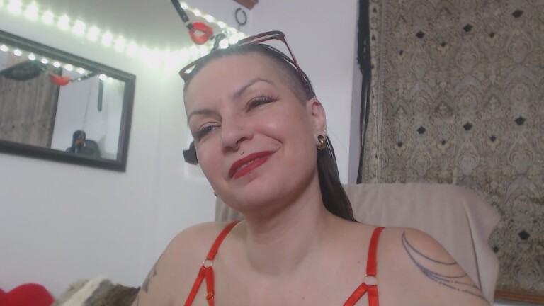 TheeLadyKatrina's Streamate show and profile