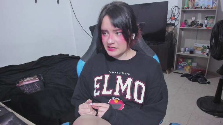 Red_Pandemonium's Streamate show and profile