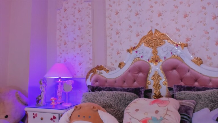 JuneEvanss's Streamate show and profile