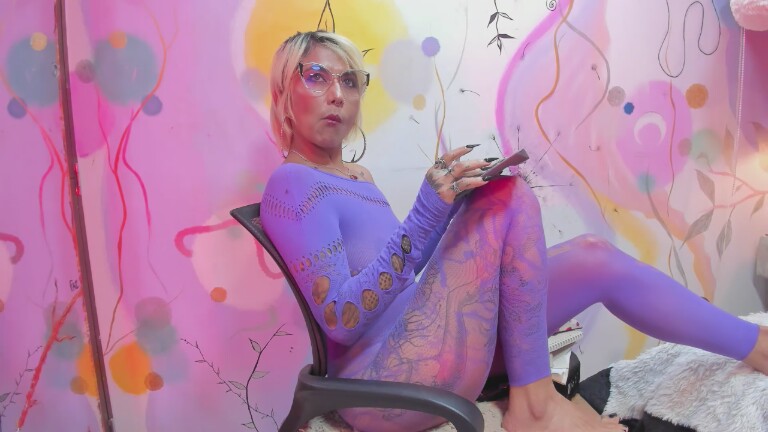 AmbeerLie's Streamate show and profile