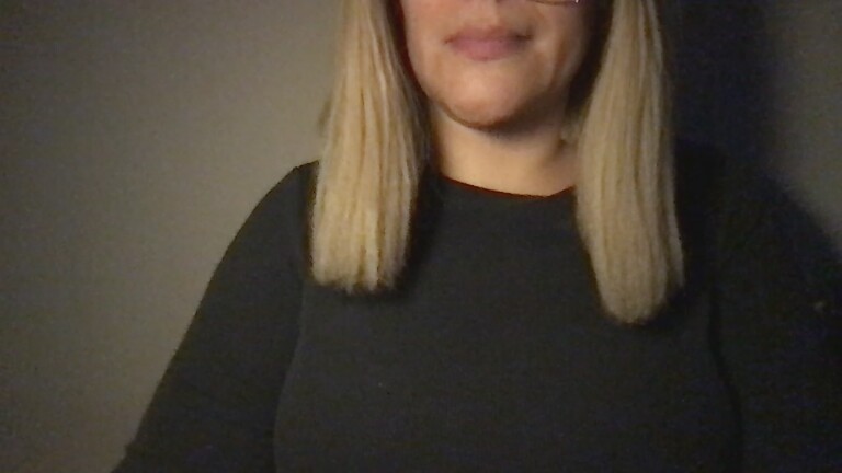 MistressLouUK's Streamate show and profile